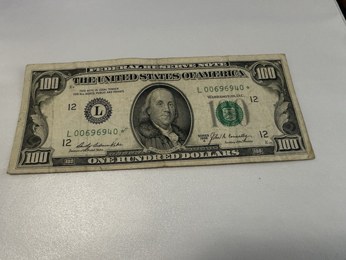 Banconota stella 100 dollari