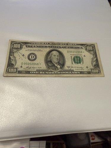 Banconota stella 100 dollari